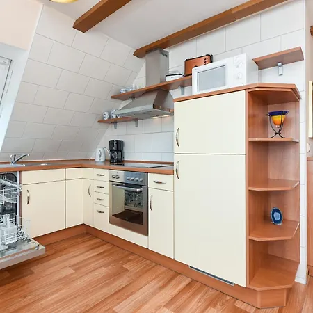 Im Kapitaenshaus شقة إِزينتْس