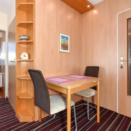 Appartement Im Kapitaenshaus Esens